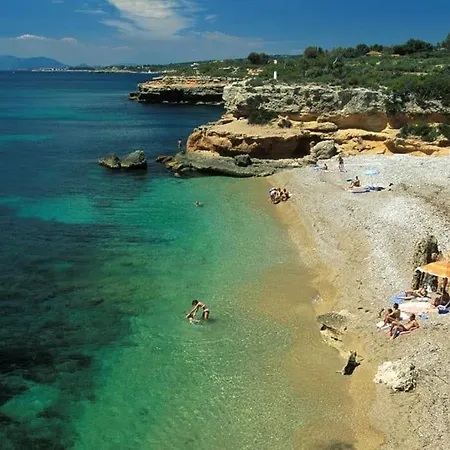 Rd V Luxury Mediterranean