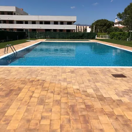 Rd V Luxury Mediterranean